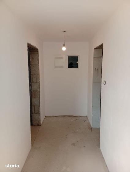 Casă cu 6 camere cu Teren 565 Mp în Central