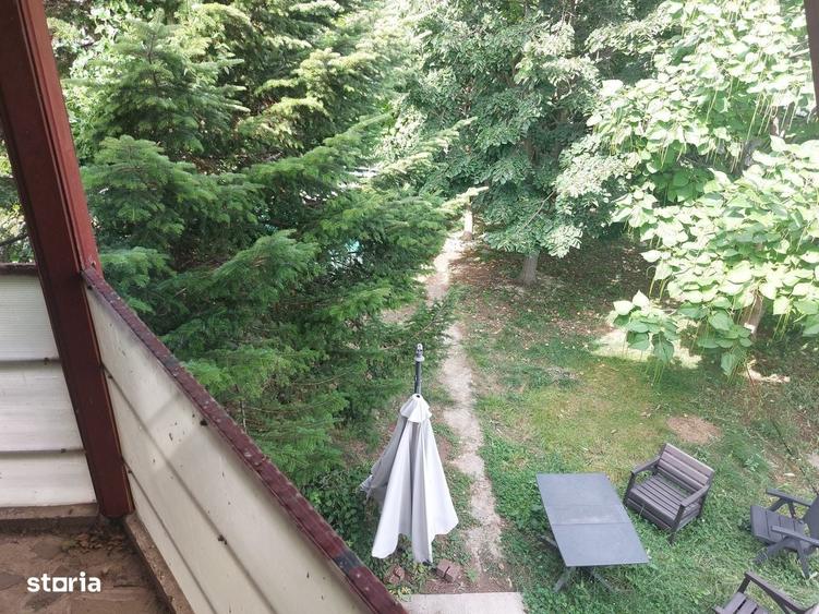 Casă cu 4 camere în Crevedia