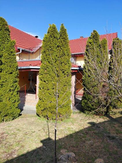 Casă cu 4 camere în Ghioroc