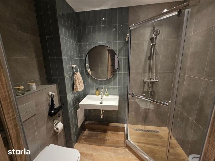 Apartament cu 3 camere semidecomandat în Militari
