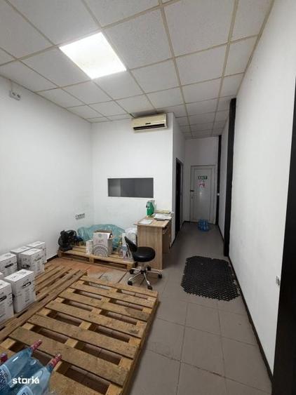Spațiu comercial, de 35 mp, în Craiovița Nouă