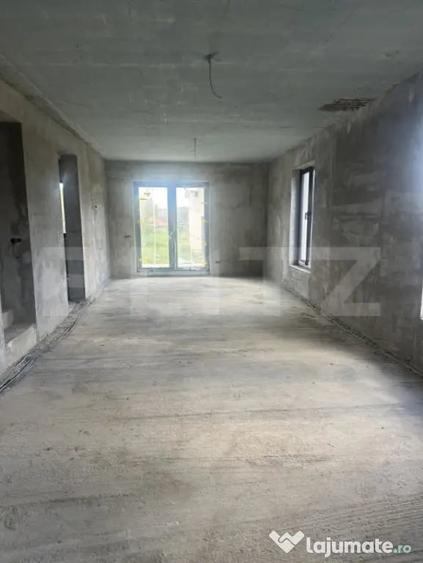 Casă cu 6 camere cu Teren 900 Mp în Central