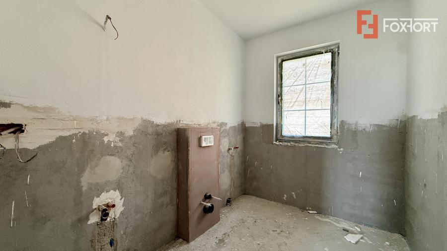 Duplex cu 3 camere cu Canalizare în Moșnița Nouă