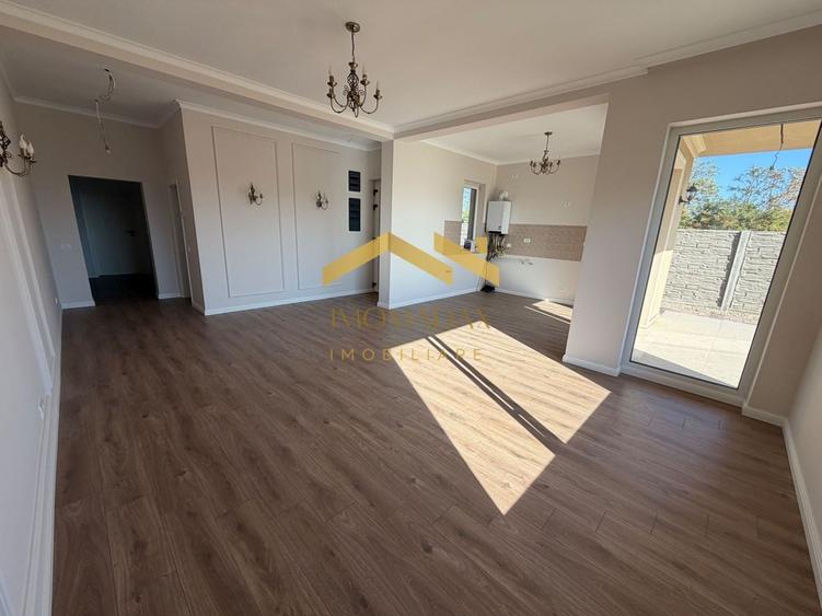 Duplex cu 3 camere cu Canalizare în Moșnița Nouă