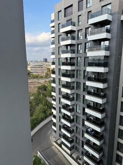 Apartament cu 2 camere semidecomandat, mobilat în Politehnica