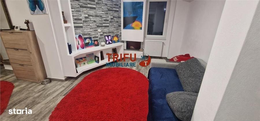 Apartament cu 4 camere decomandat în Central