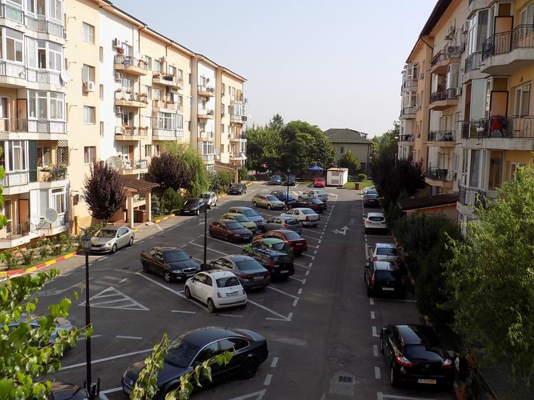Bucurestii Noi, sos. Bucuresti-Targoviste 22B, suprafata utila 106mp, etaj 1/5 - 1
