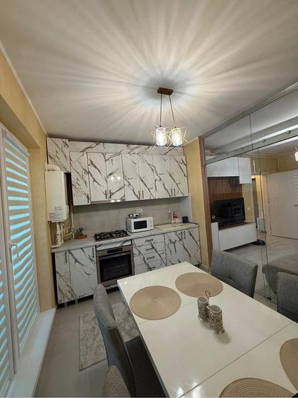 Apartament cu 2 camere decomandat în Exterior Vest