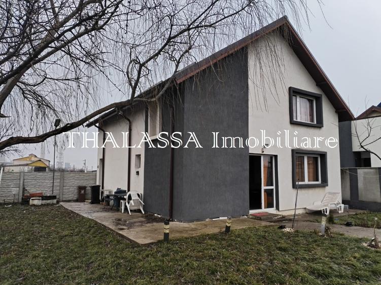 Casă individuală cu 4 camere cu Teren 300 Mp în Bariera Vâlcii