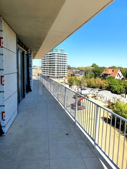 Apartament cu 2 camere semidecomandat în Colentina