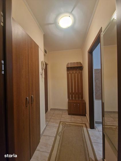 Apartament cu 2 camere semidecomandat în Tomis I