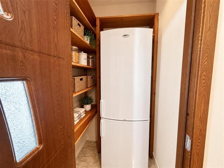 Apartament cu 2 camere decomandat în 7 Noiembrie