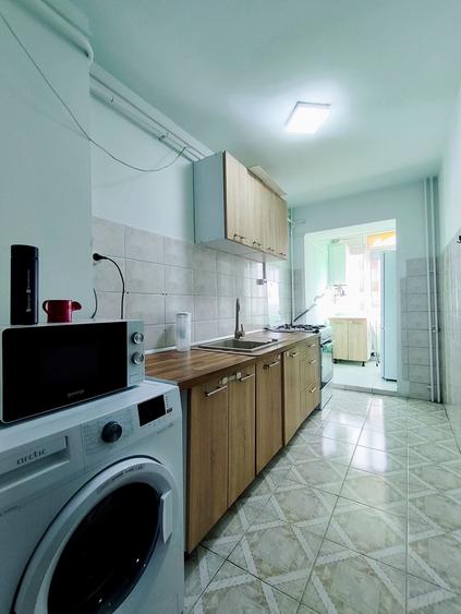 Apartament cu 2 camere decomandat în Independenței