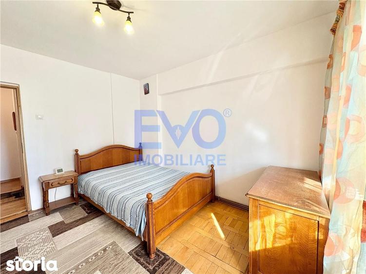 Apartament cu 3 camere decomandat în Păcurari