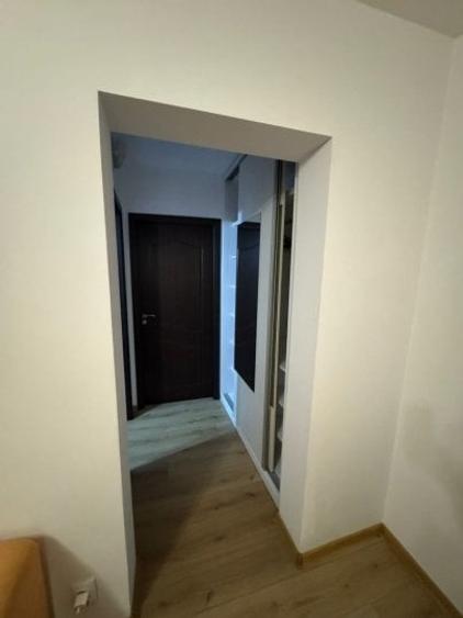 Apartament cu 2 camere decomandat în Titan