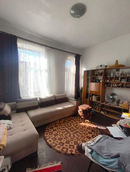 Duplex cu 4 camere cu Canalizare în Peninsula
