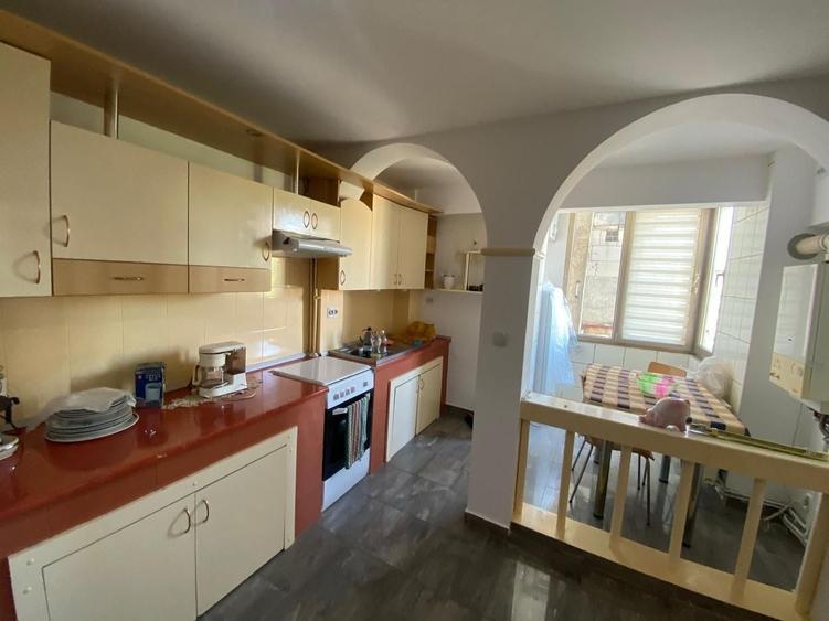 Apartament cu 2 camere de închiriat - 3