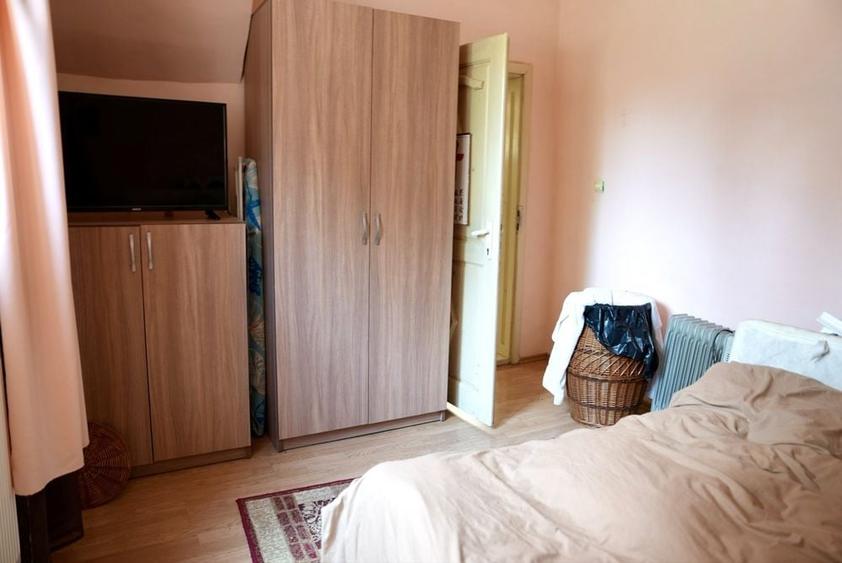 Casă cu 4 camere în Gepiu
