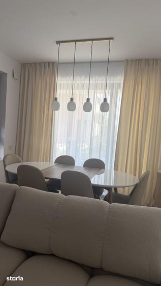 Casă cu 5 camere cu Teren 450 Mp în Snagov