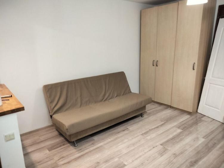 Garsonieră decomandată în Drumul Taberei
