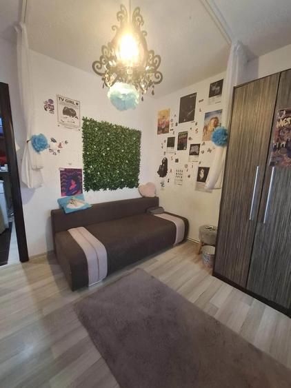 Apartament cu 3 camere decomandat în Ultracentral