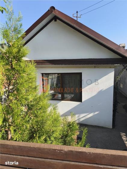 Casă cu 3 camere semidecomandat cu Teren 155 Mp în 23 August