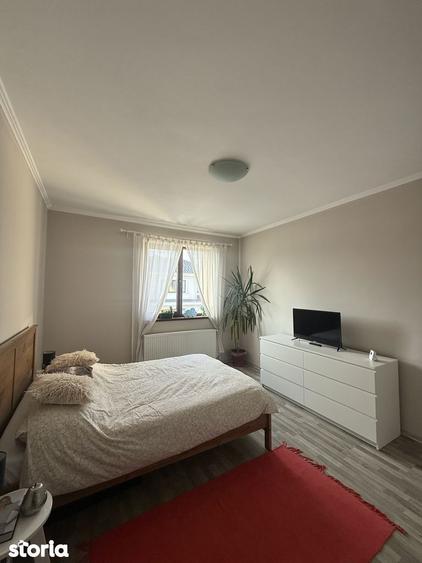 Apartament cu 2 camere, mobilat în Central