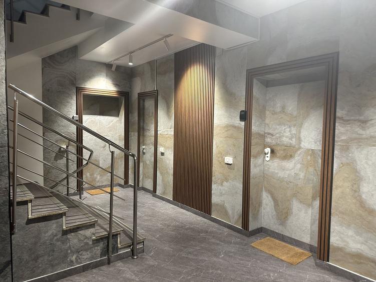 Apartament cu 4 camere semidecomandat în Herăstrău