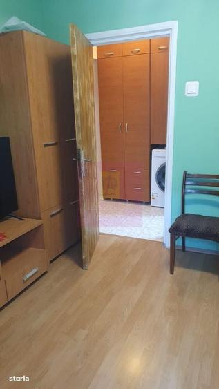 Apartament cu 3 camere decomandat în Morarilor