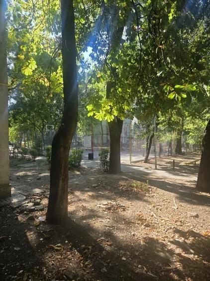 Apartament cu 2 camere semidecomandat în Filiași