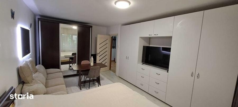 Garsonieră decomandată în Rahova