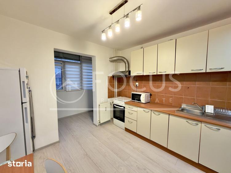 Apartament cu 2 camere decomandat în Tei