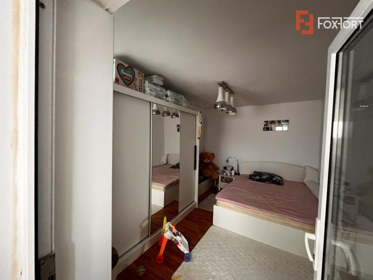 Casă individuală cu 3 camere cu Teren 1094 Mp în Izvin