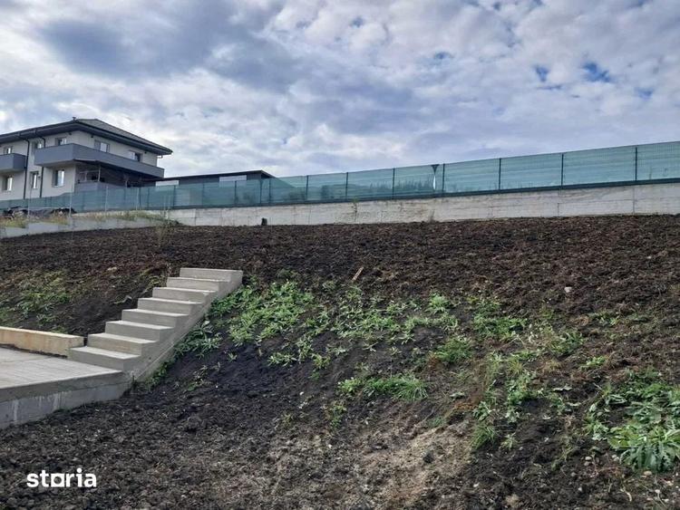 Casă cu 5 camere cu Teren 1000 Mp în Baciu