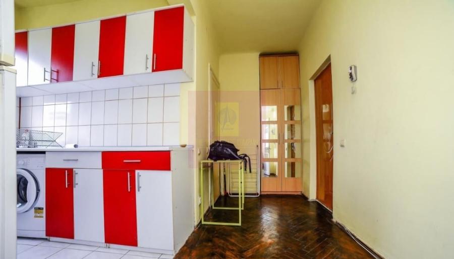 Garsonieră decomandată în Cantemir
