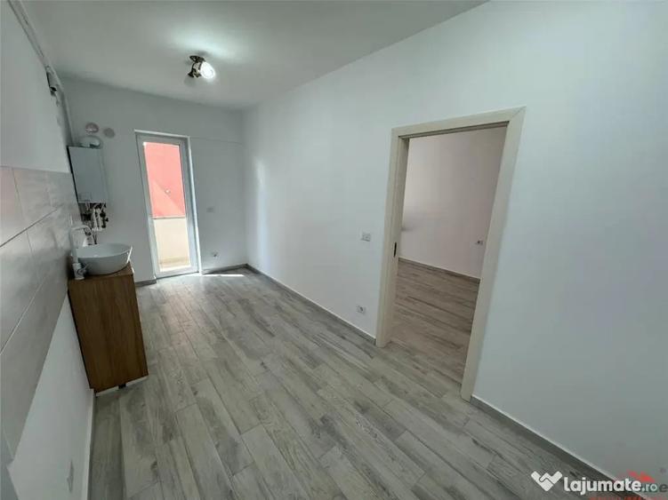 Spațiu comercial, de 45 mp, în Central