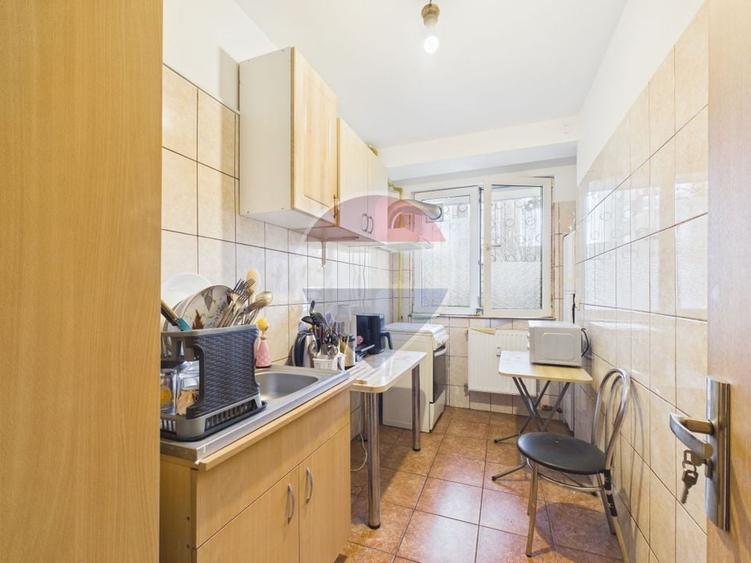 Apartament cu 2 camere semidecomandat, mobilat în Grivița