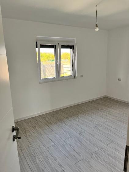 Casă individuală cu 4 camere cu Teren 612 Mp în Lunca Cetățuii