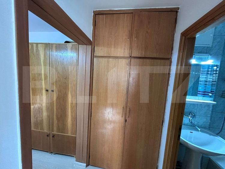 Apartament cu 4 camere decomandat, mobilat în Lăpuș