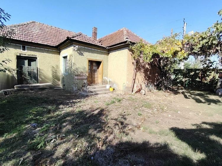 Casă cu 2 camere în Tămășeu