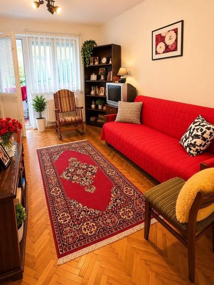 Apartament cu 3 camere decomandat în Tomis Nord