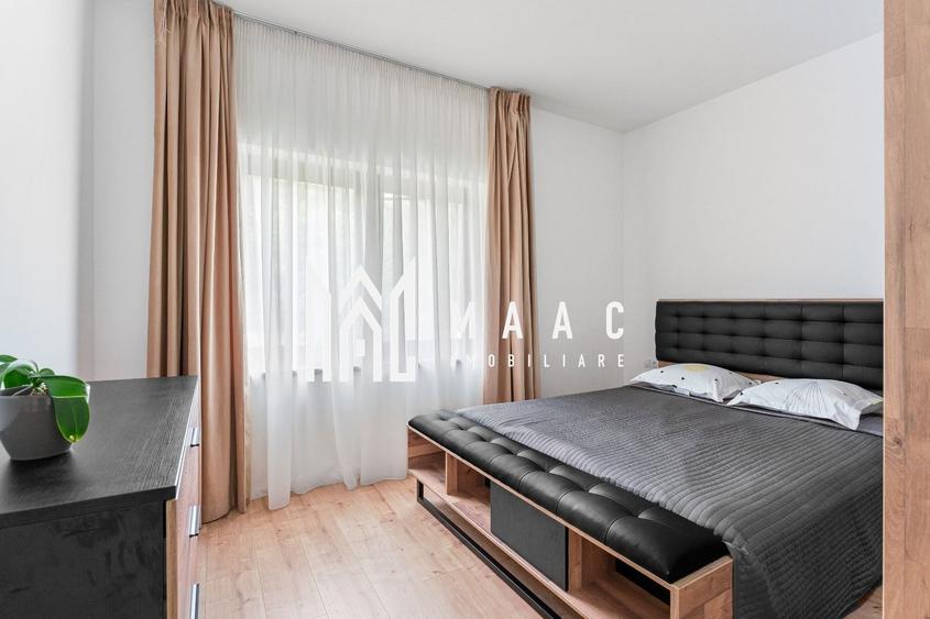 Casă individuală cu 4 camere cu Canalizare în Sadu