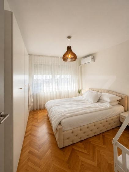 Apartament cu 3 camere decomandat în Punctele Cardinale