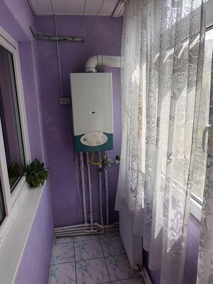 Apartament cu 3 camere în Viziru 1