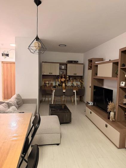 Apartament cu 2 camere decomandat în Medicină