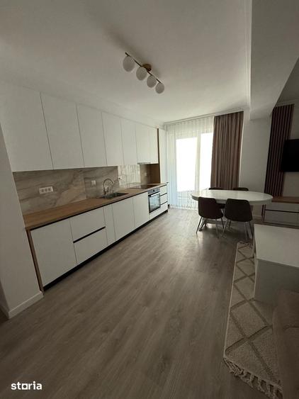 Apartament cu 3 camere decomandat în Obcini