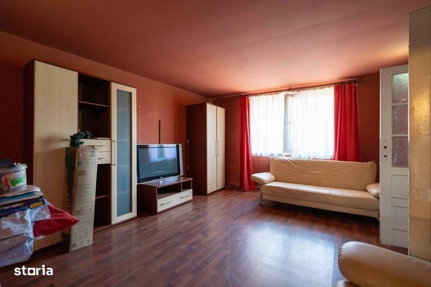 Casă cu 4 camere în Salca