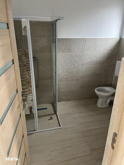 Casă cu 4 camere cu Teren 250 Mp în Central