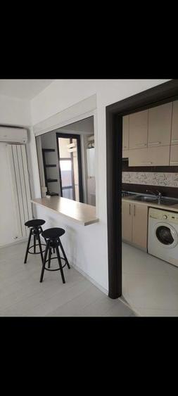Apartament cu 2 camere decomandat, mobilat în Jiului