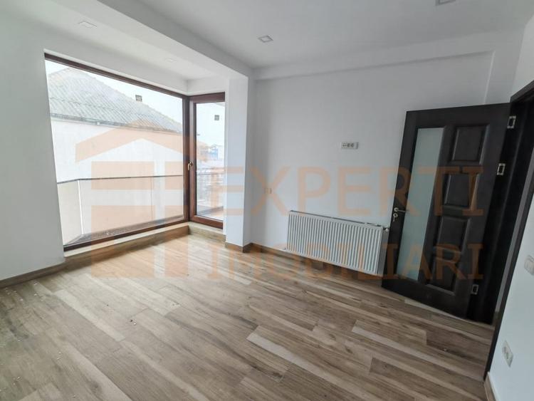 Spațiu comercial, de 360 mp, în Central